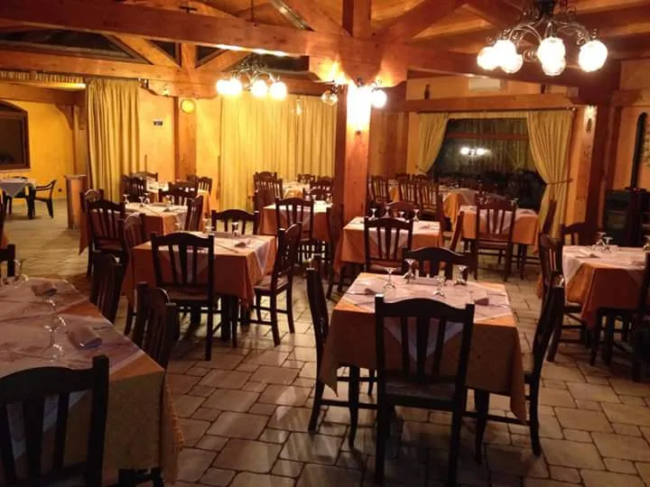 I Re Di Napoli ristorante a Santa Caterina Albanese