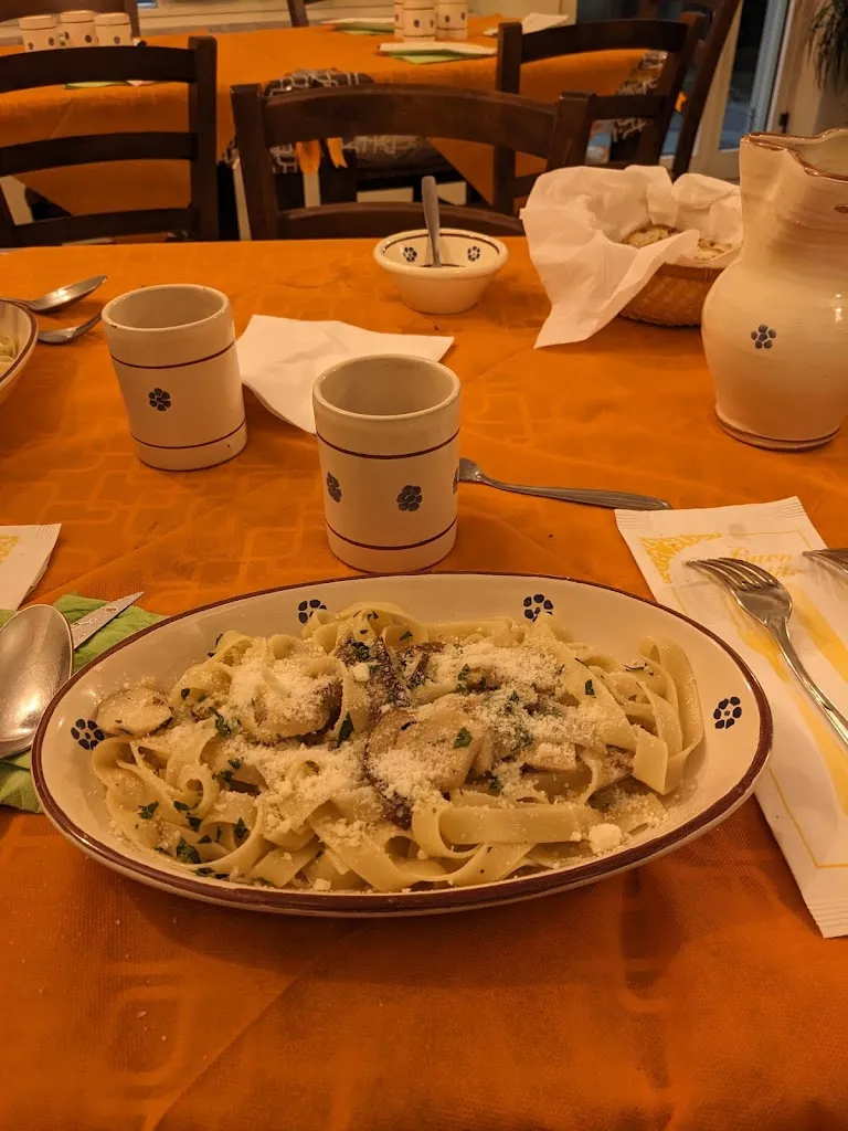 HeGe Gacu_'A Paisana_Santa Cristina d'Aspromonte_review