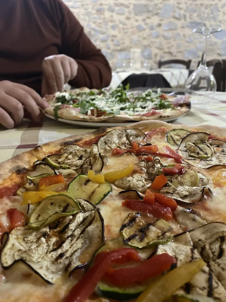 La Vecchia Posta Bar Pizzeria Trattoria_Santa Caterina dello Ionio_slider_image_2