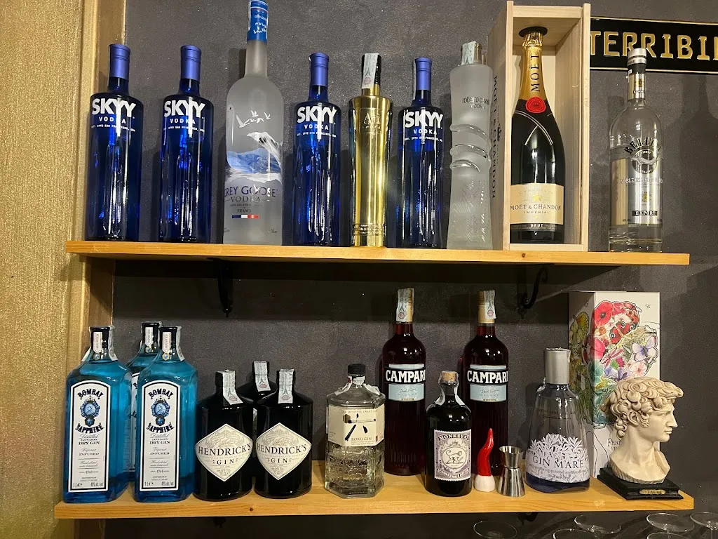 Bar paninoteca La Luna F.C ristorante a Santa Caterina dello Ionio