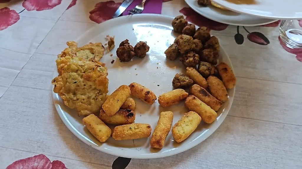 Susy Fortunato_Ristorante pizzeria Da Ersilio-LAVORA SU PRENOTAZIONE-_Santa Domenica Talao_review