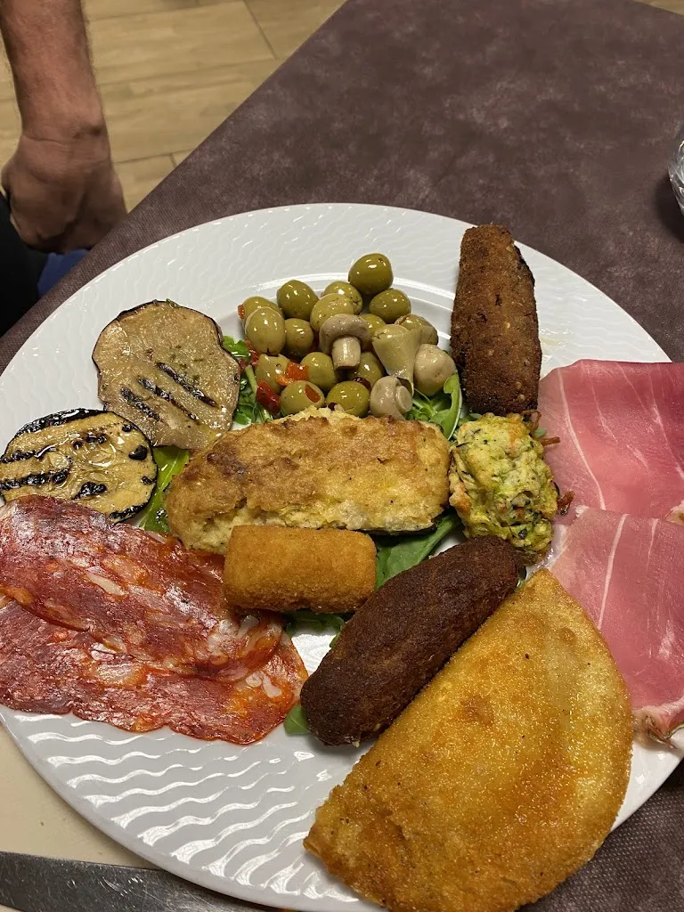 Lo scoglio_Santa Severina_slider_image_3