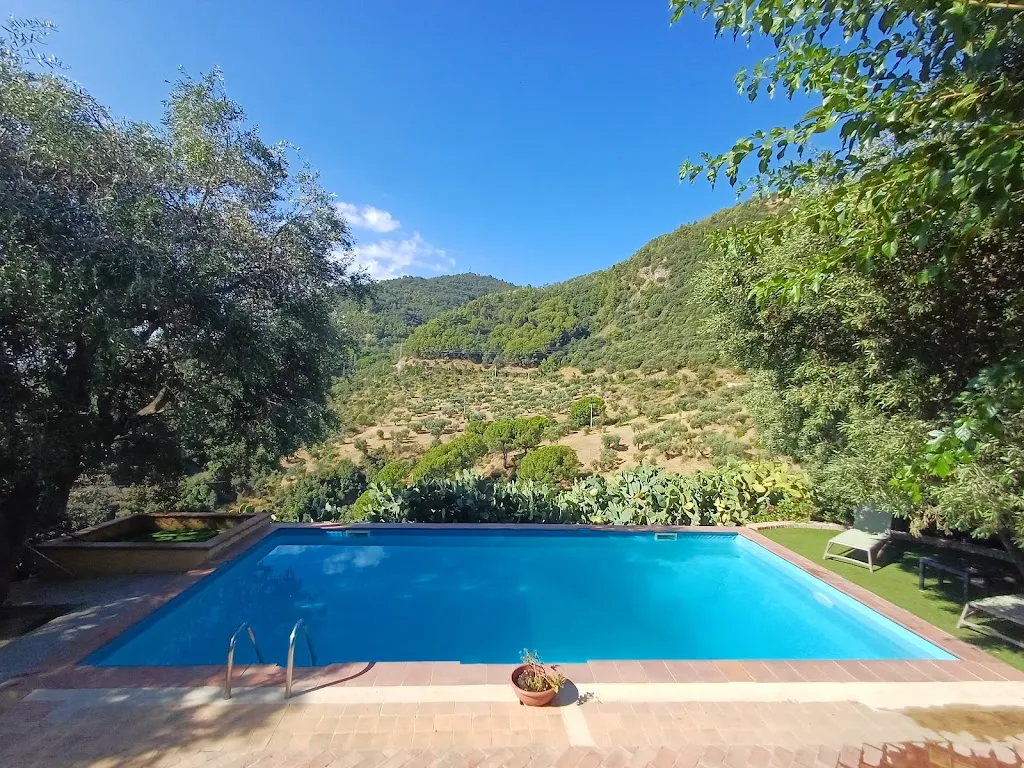 Azienda Agrituristica Le Puzelle_Santa Severina_slider_image_3