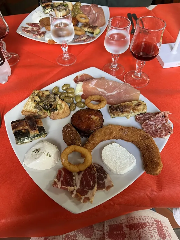 Jared Hyman_La locanda del re ristorante pizzeria siamo sempre aperti_Santa Severina_review