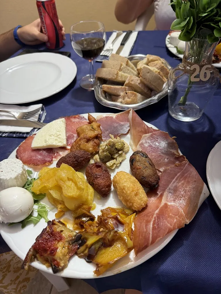 Sara Gessi_Pizzeria Ristorante La Cascina_Santo Stefano di Rogliano_recensione