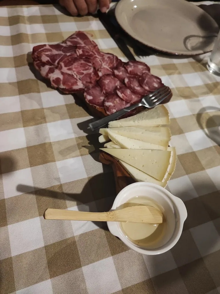 Tiziana Anastasi_Hostaria Scialapopulu_Santo Stefano in Aspromonte_recensione