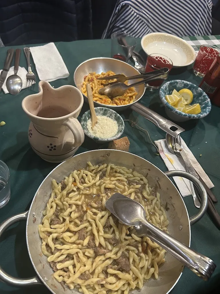 Federica P_Hostaria Scialapopulu_Santo Stefano in Aspromonte_recensione