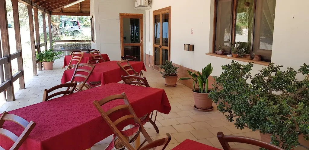 Ristorante Pizzeria La Collina restaurant in Sartano