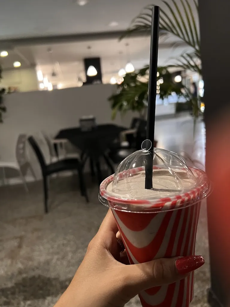 Sara Sabreath_Eighteen_Santa Maria del Cedro_recensione