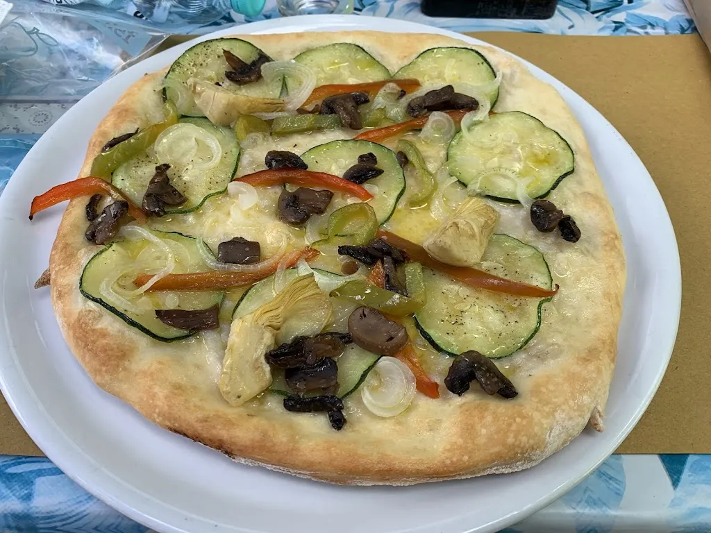 mette andersen_Poldos Plzza Pub_Farindola_review