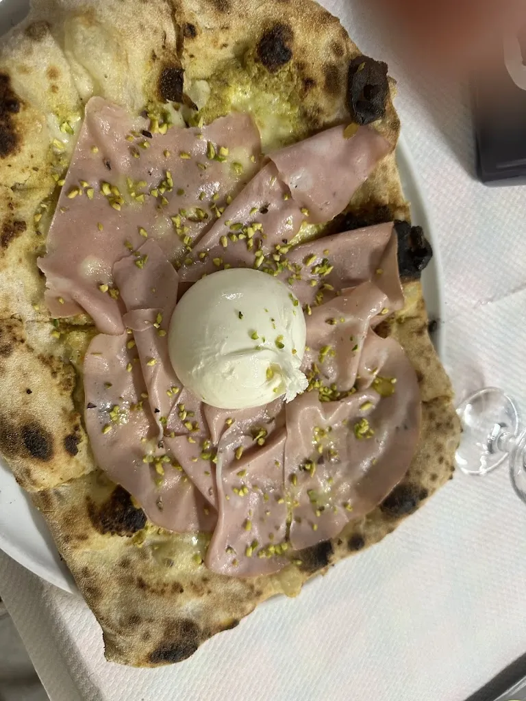 Erold.S Pub Eraldo Mandate_Santa Maria del Cedro_slider_image_3