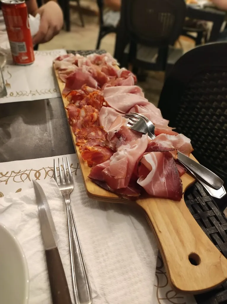 Pizzeria rosticceria da Antonio_Seminara_slider_image_1