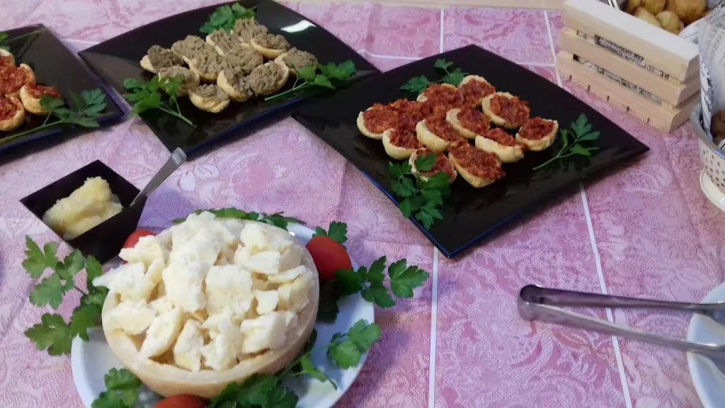 Roxy Bar Di Isabella Sergio_Serra d'Aiello_slider_image_3