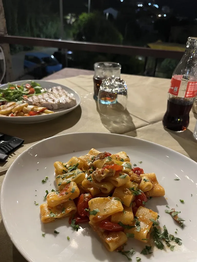 Terrazza Da Bomber_Scalea_slider_image_2