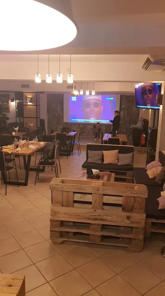 Luca's Garage_Scalea_slider_image_2