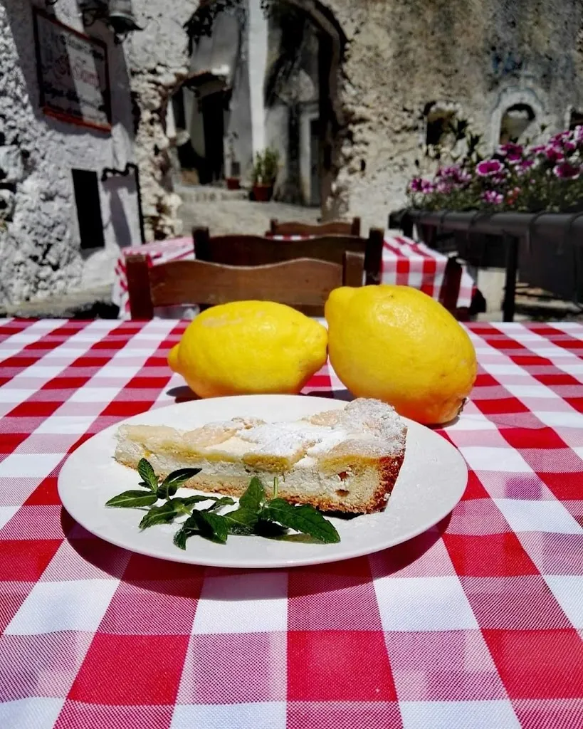 Antica Trattoria A' Taverna_Scalea_slider_image_3