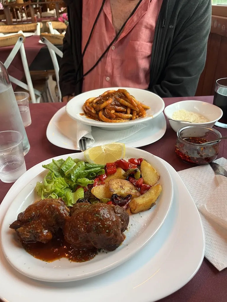 Orianna Rose_Trattoria Il Gallo Bianco_Scalea_review