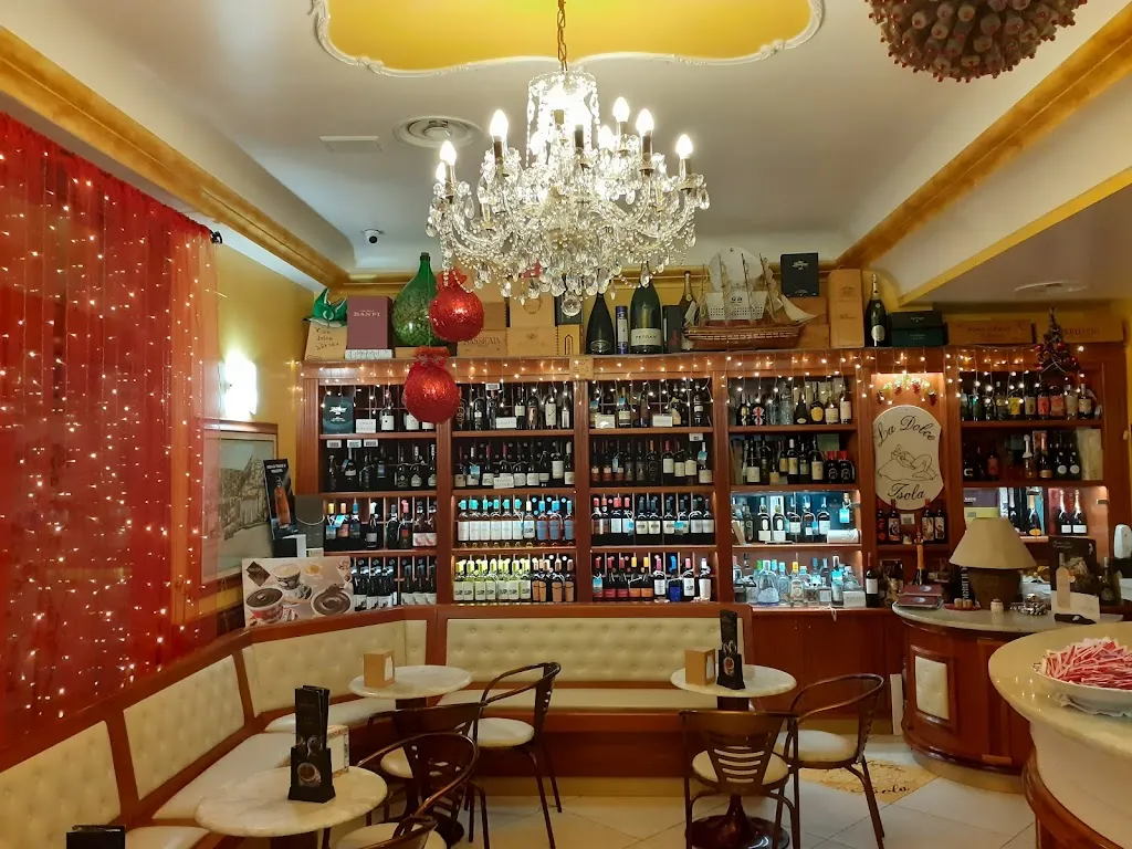 La Dolce Isola restaurant in Scalea
