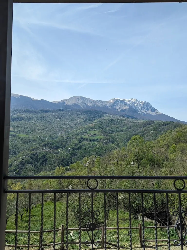 Nick Marvian_Lu Strego_Farindola_review