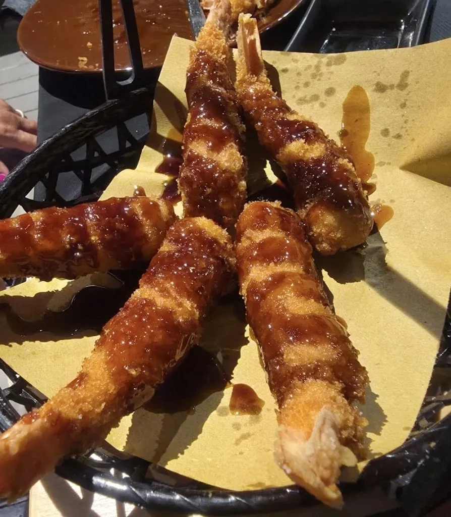 Judyta Marcinów_FAHD Sushi bar_Scalea_review