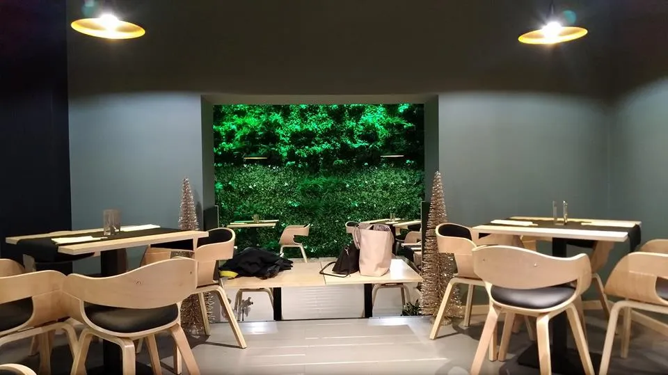 FAHD Sushi bar restaurant in Scalea