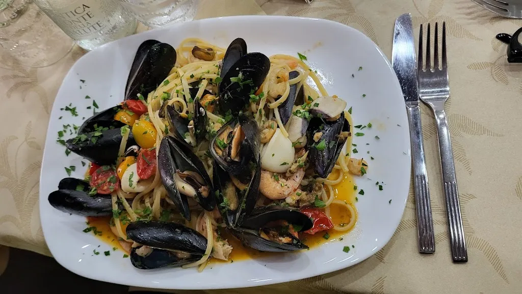 Iryna Yeremenko_Lo Sfizietto - Ristorante_Scalea_review