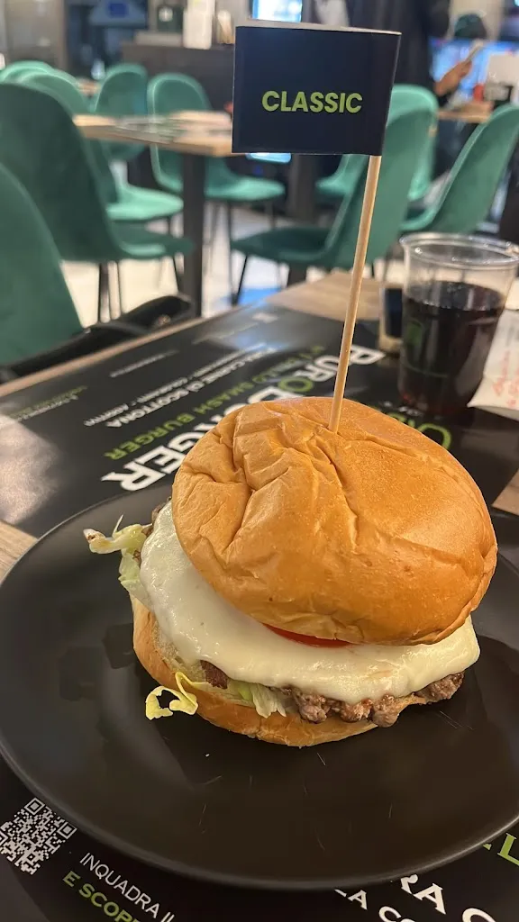 Laura Battaglia_PuroBurger_Scalea_review