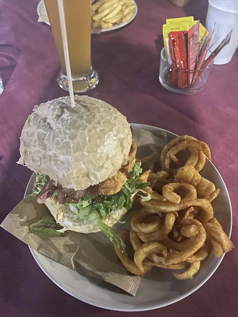 Martina Favia_Guindillas Pub_Scalea_recensione