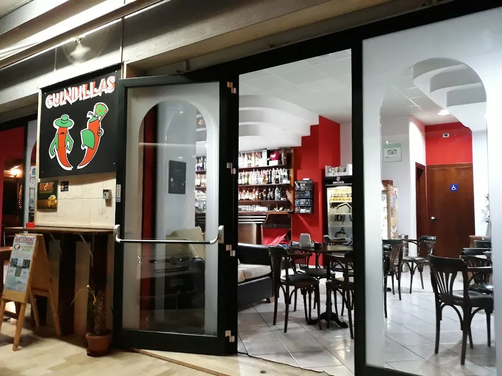 Guindillas Pub_Scalea_slider_image_1