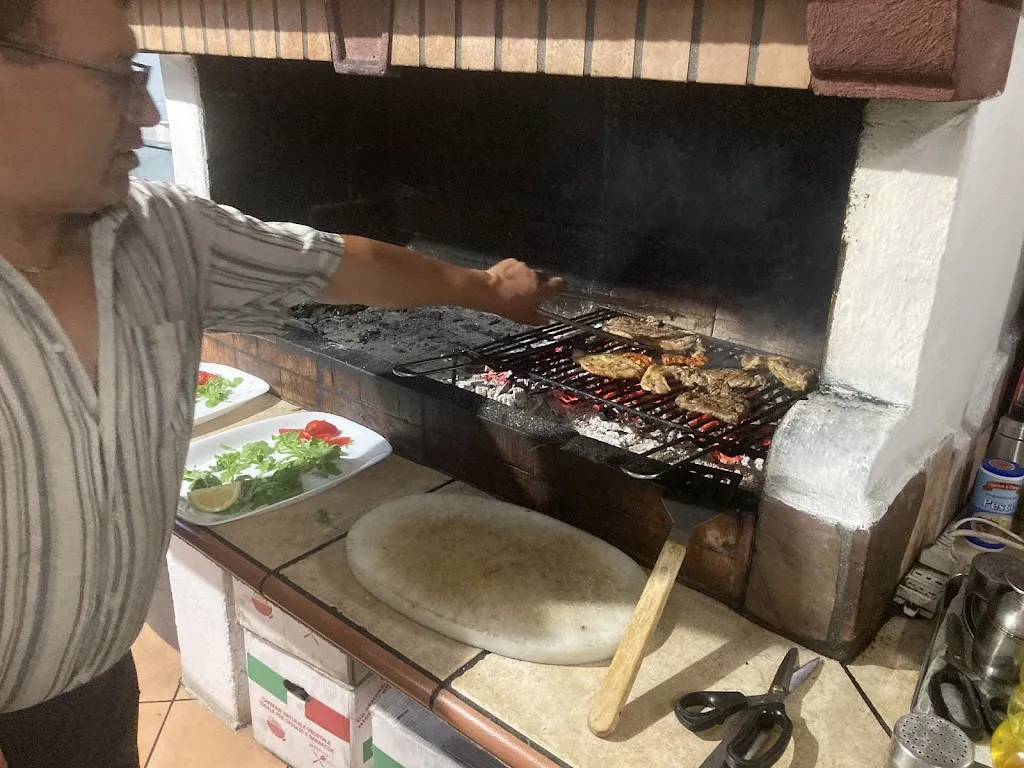 Юрий Гагарин_La Braceria di Nina ed Egidio_Scalea_review