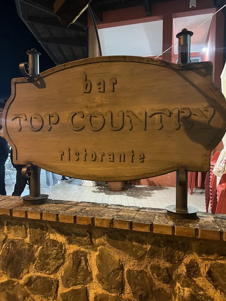 Claudia Tersigni_Top Country_Serrastretta_review