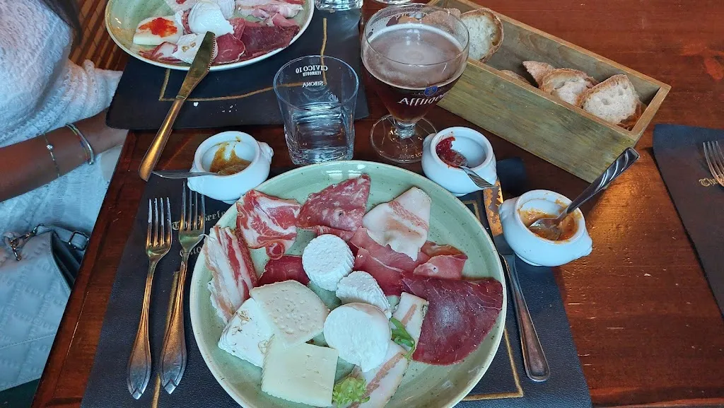 Menu_Beefeater's Victorian Pub_Serra San Bruno_image_3