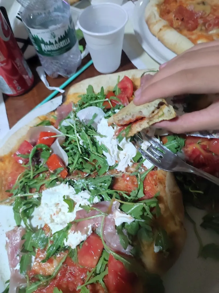 Giuseppe Tegano_Pizzeria Lo Scorpione_Serra San Bruno_review