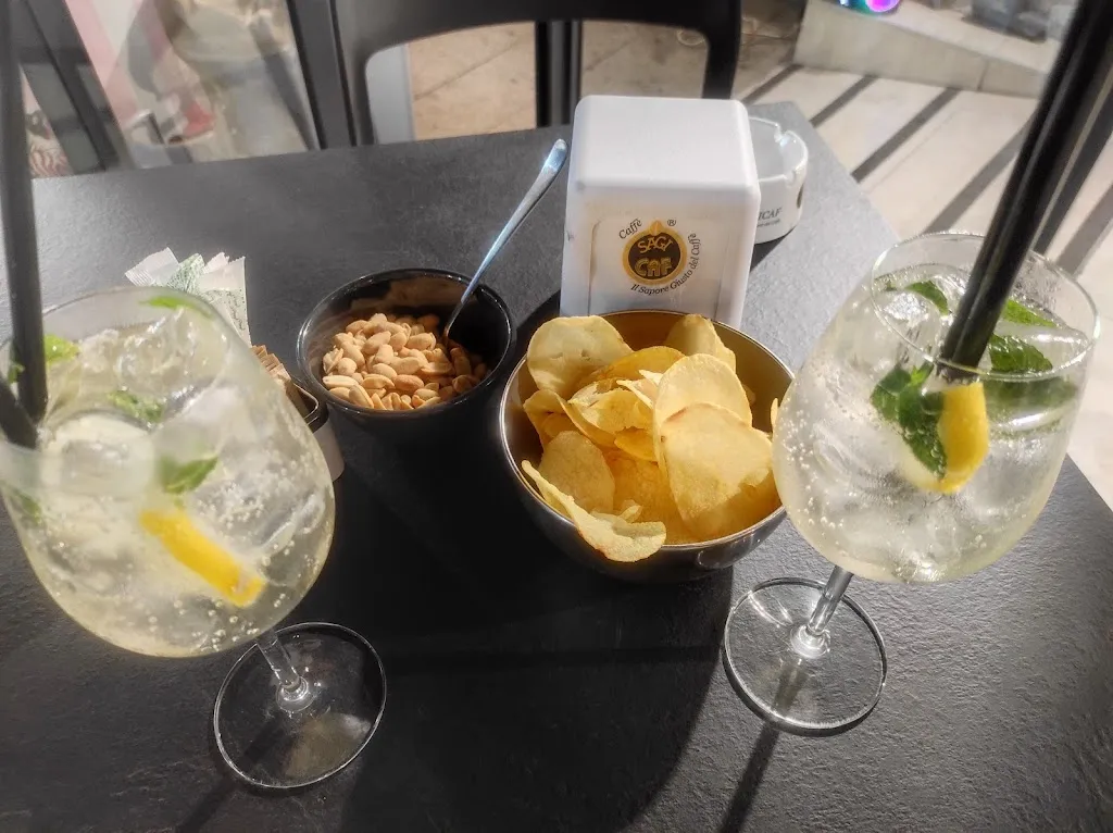 Caffè in piazza_Serra San Bruno_slider_image_3