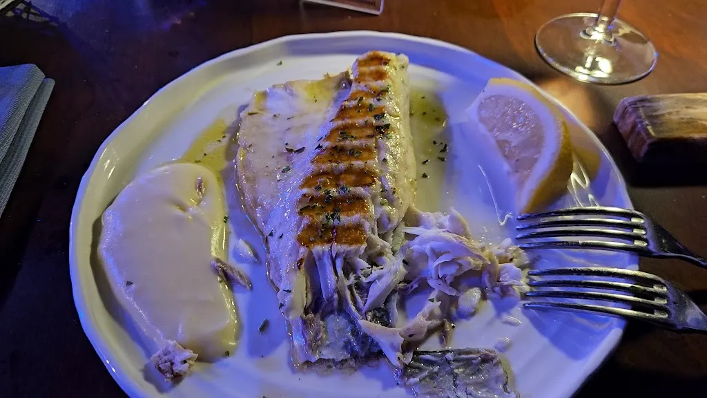 jacek j._Nautilus - Taverna del Borgo_Scilla_recensione