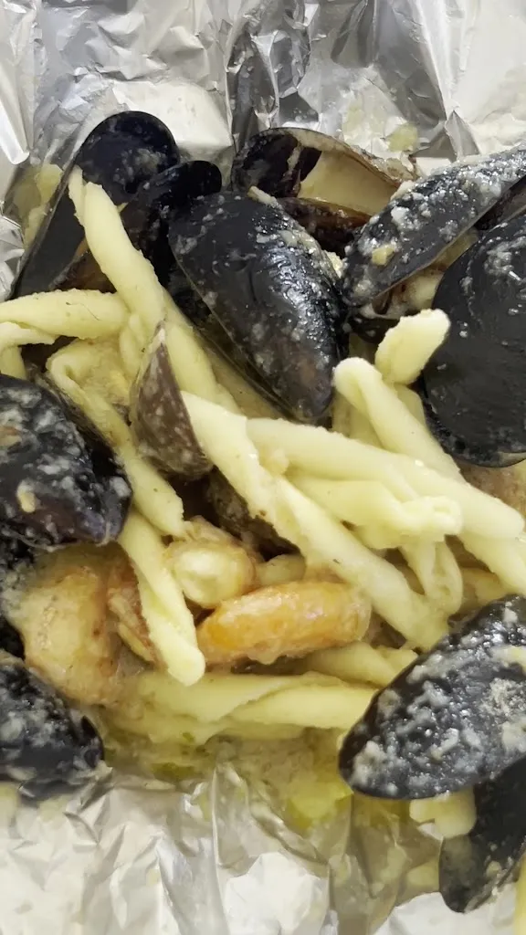 Natacha Mdawar_Da Pippo...ristorante...specialita di pesce_Scilla_recensione