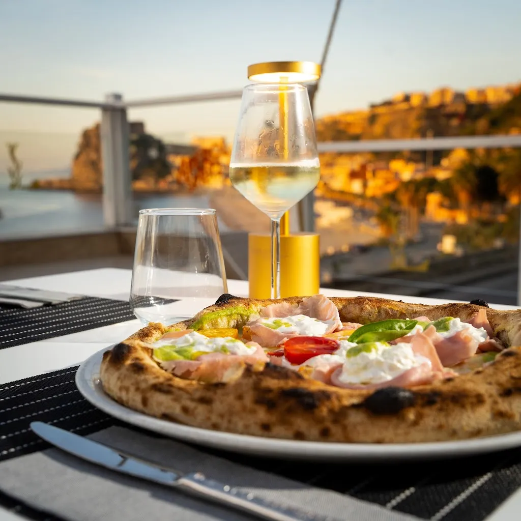 Terrazza Luxury_Scilla_slider_image_3