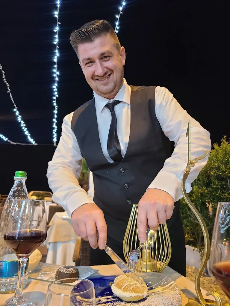 Nadia Rodriguez Amante_La Perla Nera Ristorante / Pub_Scilla_review