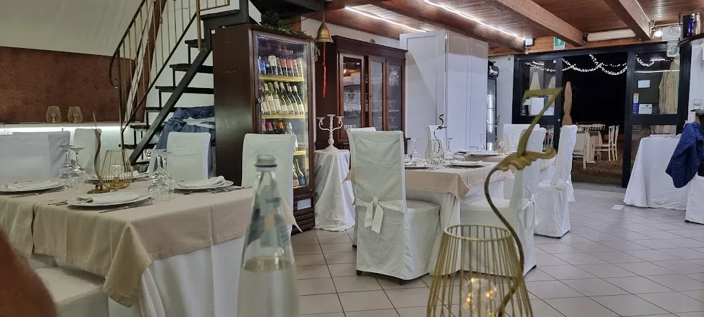 La Perla Nera Ristorante / Pub restaurant in Scilla