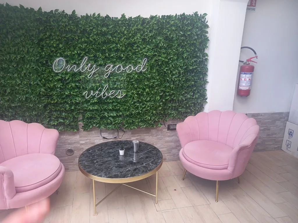 Daniela gheorghiu_Aura Food and Events_Scilla_review