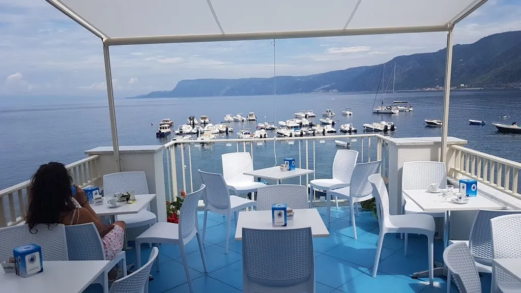 Mario Seidl_Molo 72_Scilla_review