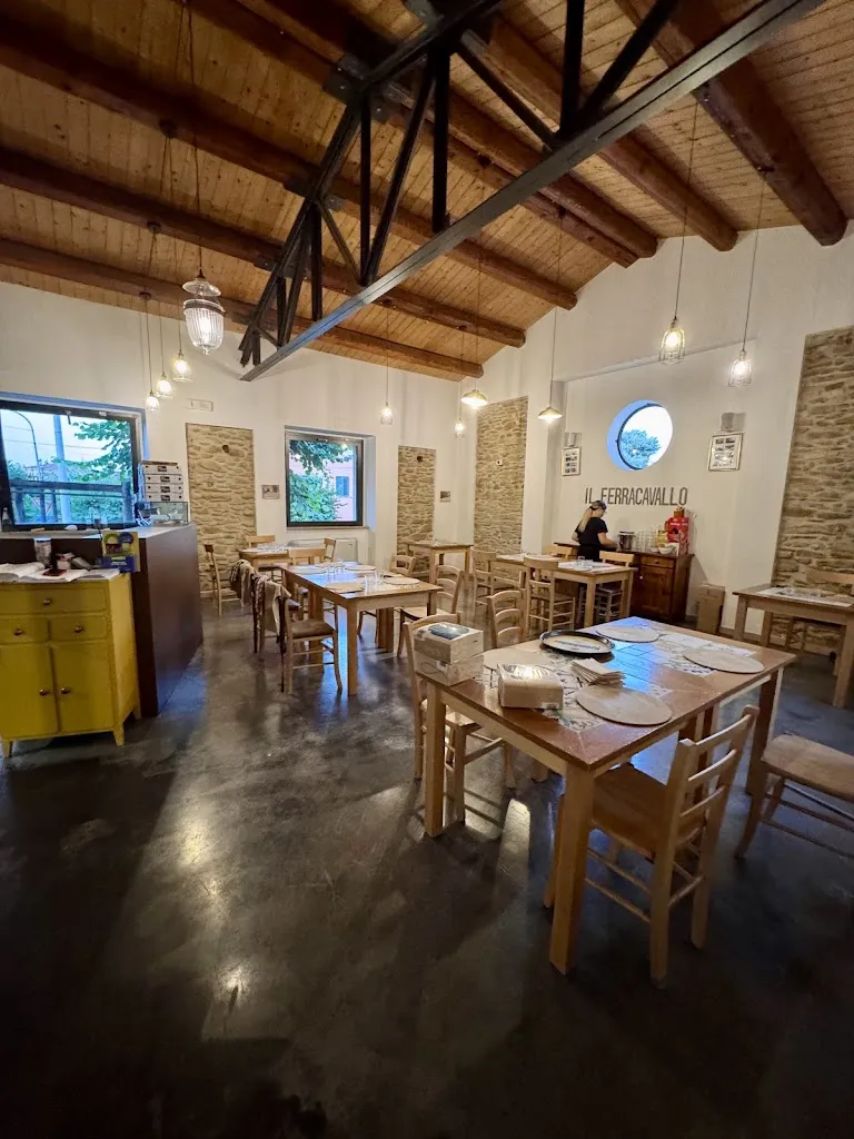 Il Ferracavallo_Frisa_slider_image_3