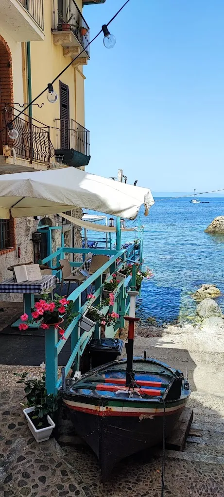 Antonio Magazzú_Il Pirata_Scilla_recensione