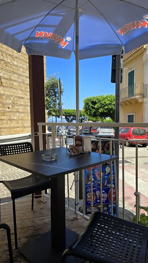 Felix Cafè restaurant in Scilla