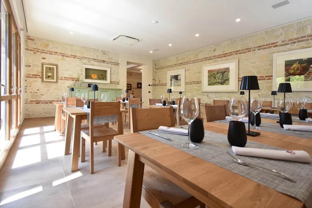 Tenuta Micoli restaurant in Frisa