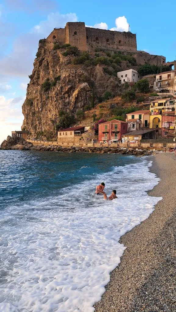 Ristorante U'Ballà_Scilla_slider_image_3