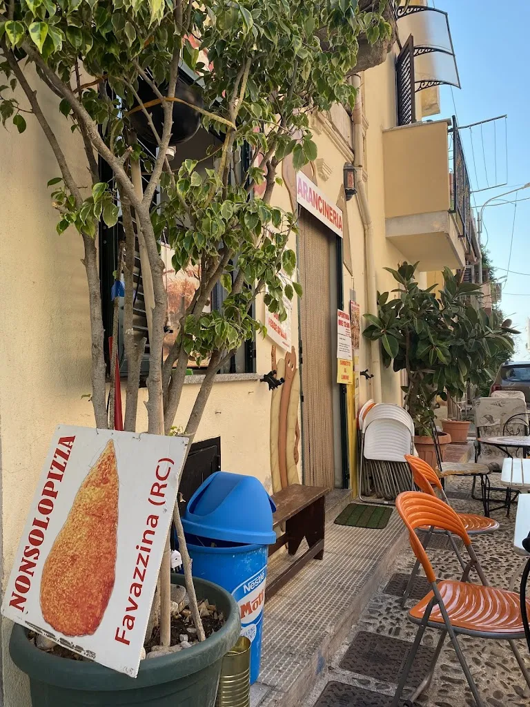 Ketty Mancuso_NonSoloPizza_Scilla_review