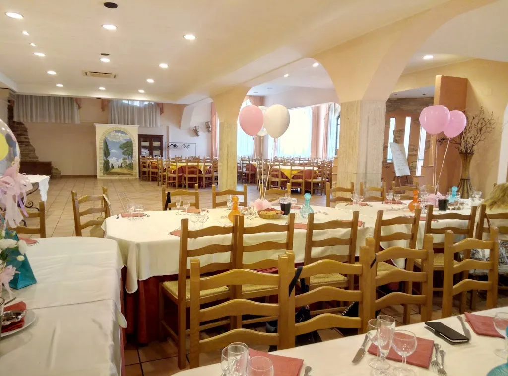 The Fox_Frisa_slider_image_1