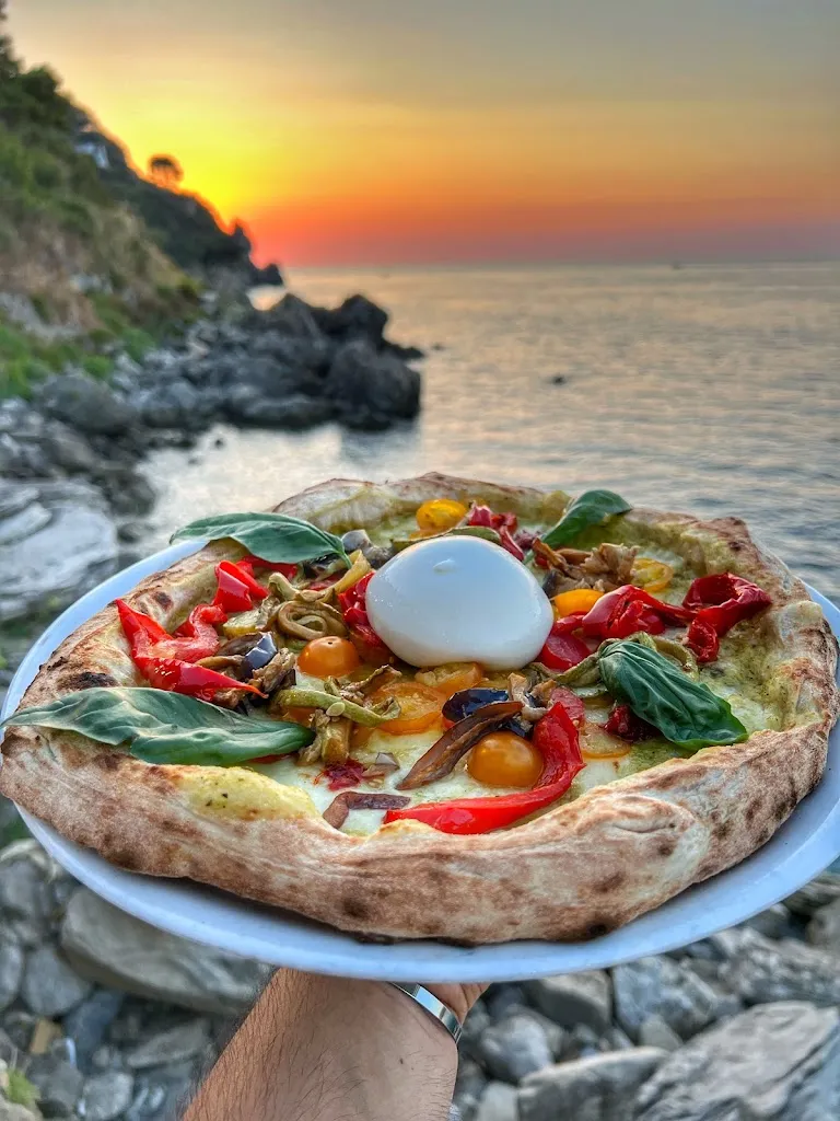 ristorante pizzeria il ponte scilla_Scilla_slider_image_3