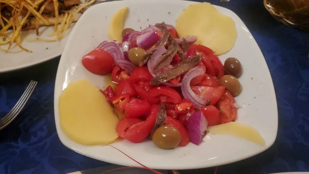 Bobbie L-F_La Vecchia Hosteria_Siderno_review